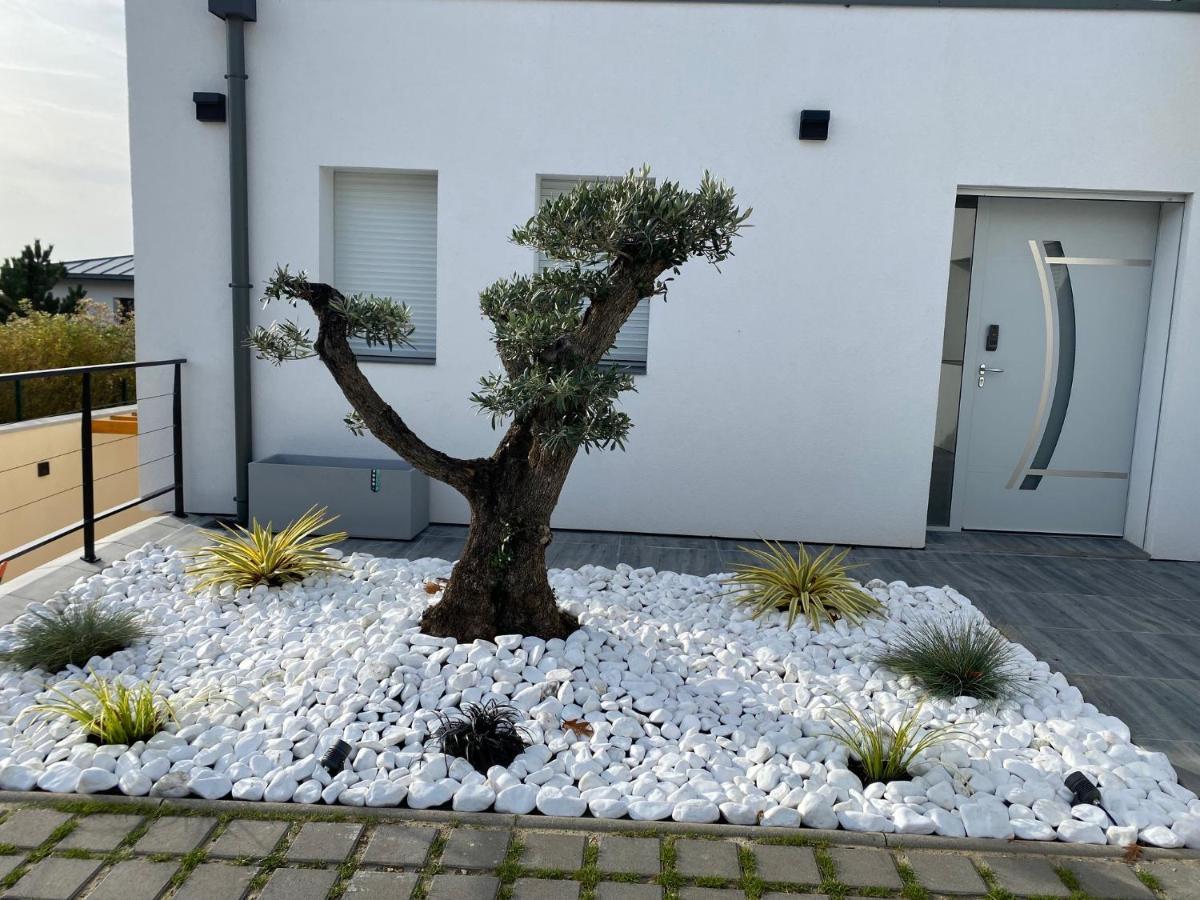 La Villa Perchee Calme, Sauna, Parking Prive Saint-Prix  Exterior foto